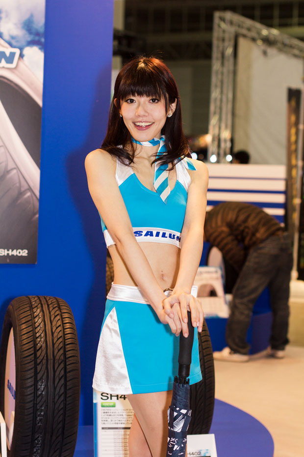 Tokyo Auto Salon 2013 girls