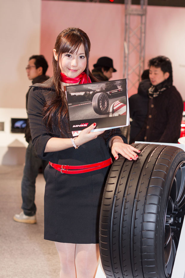 Tokyo Auto Salon 2013 girls