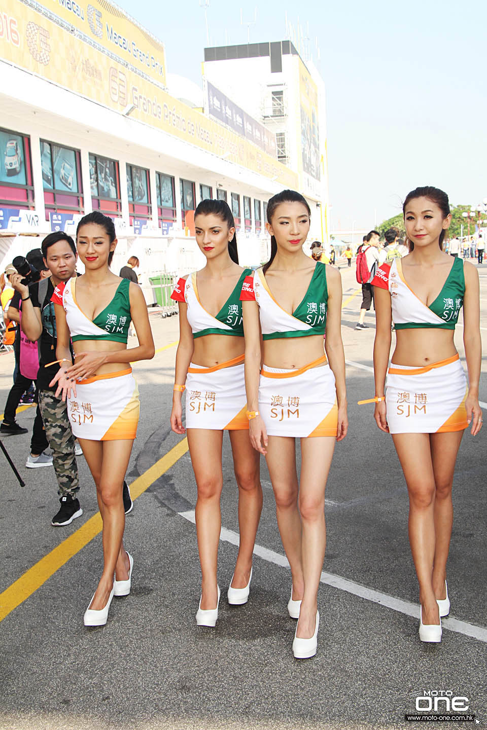 2016 MACAU GP RACING GIRLS