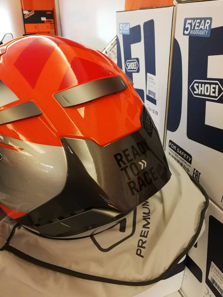 2018 KTM x SHOEI HELMET