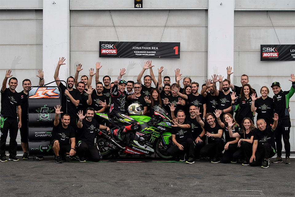 2019_kawasaki world champion