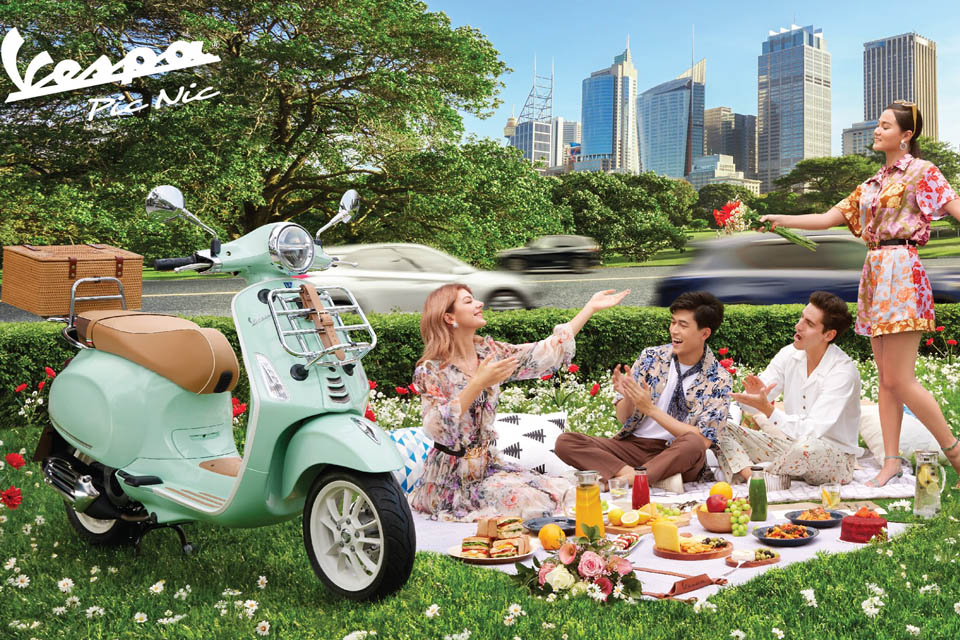 2021 Vespa Primavera Pic Nic