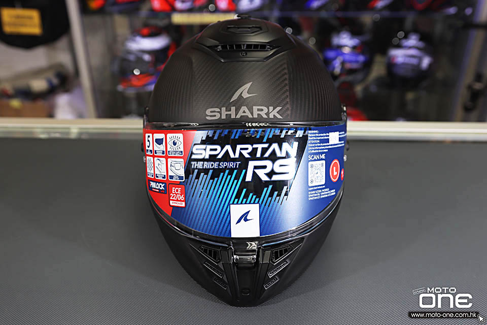 2022 SHARK SPARTAN RS CARBON