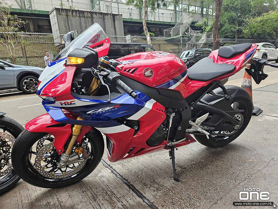 2024 HONDA CBR1000RR-R SP